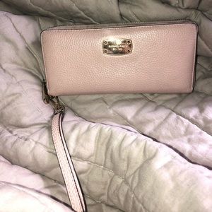 soft pink michael kors wallet